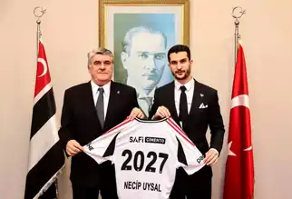 Beşiktaş, Kaptan Necip Uysal ile 2027'ye Kadar Anlaştı!