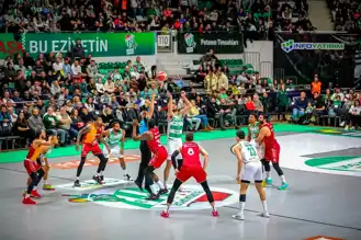 Bursaspor, Galatasaray'a Evinde Yenildi!