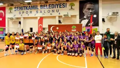 Şehitkamil'de Yıldız Kızlar Voleybol Turnuvası