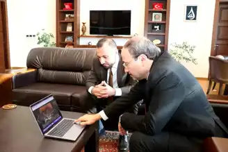 ETÜ Rektörü, AA Yılın Kareleri'ni Seçti