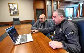 Van Emniyet Müdürü, AA "Yılın Kareleri"ni Seçti