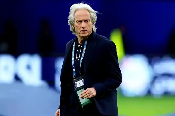 Al Hilal, Al Fateh'i 9-0'la Ezdi!