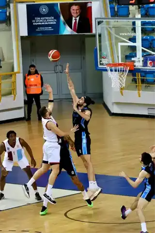 Trabzonspor Basketbol'da Yarı Finalde!